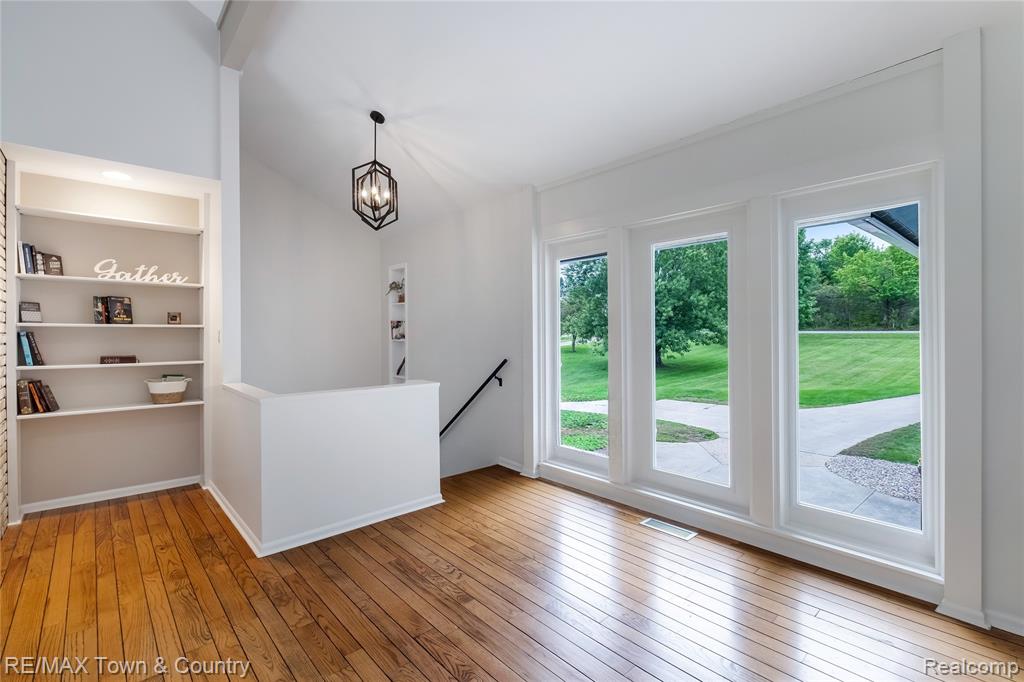 7492 East River Road Flushing, MI 48433 - Photo 32 of 71 Gallery Image 32