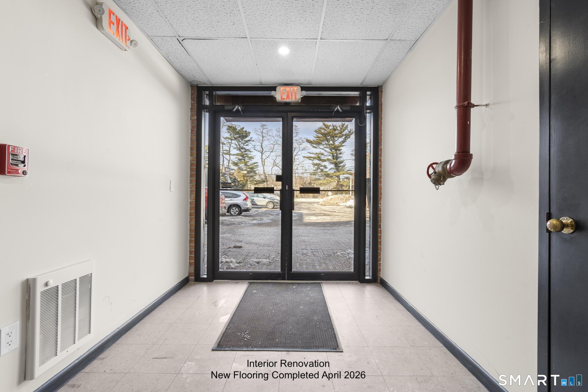 937 Post Road, Unit 3B Fairfield, CT 06824 - Photo 14 of 23