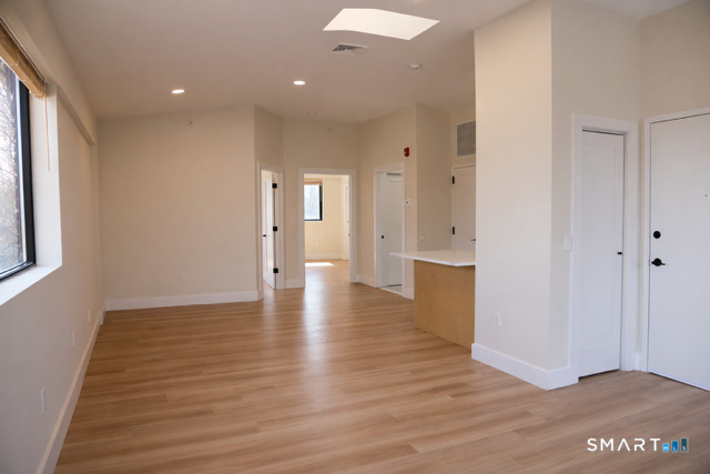 937 Post Road, Unit 3B Fairfield, CT 06824 - Photo 5 of 23