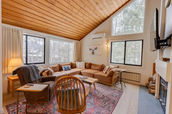 $649,000 | 81 Clearbrook Road, Unit 2, Lincoln, NH 03251