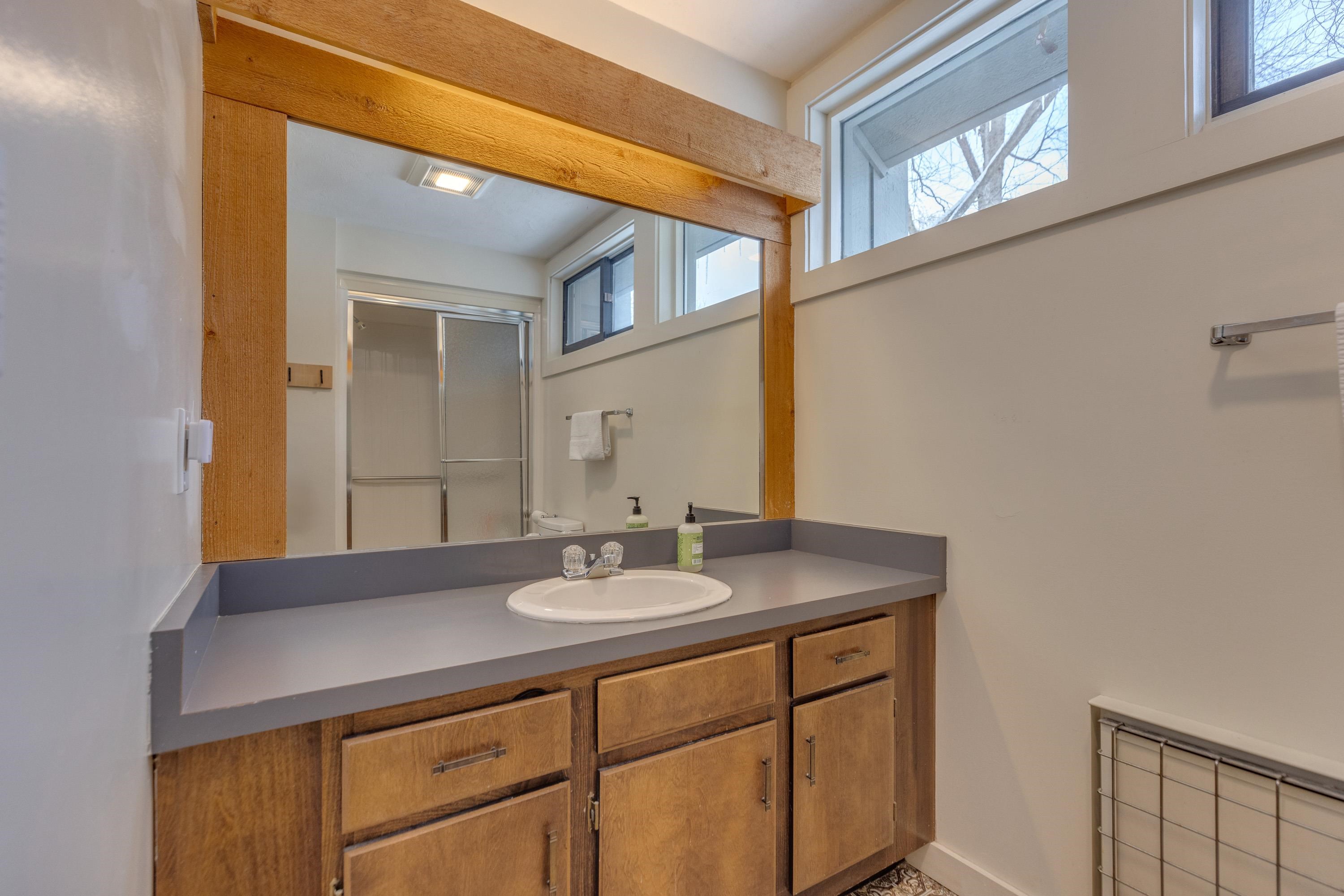 81 Clearbrook Road, Unit 2 Lincoln, NH 03251 - Photo 25 of 56