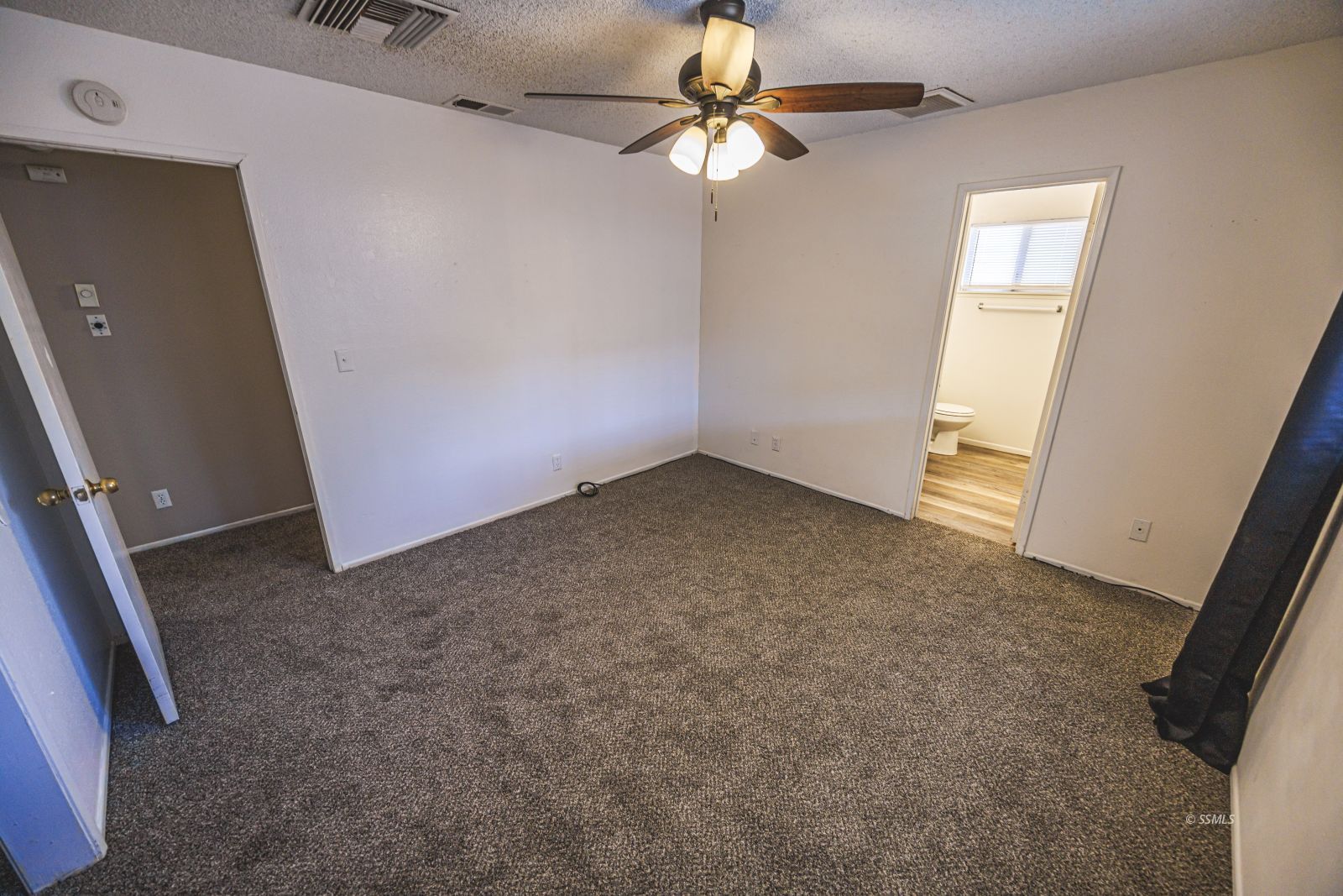 336 South Valley Street Ridgecrest, CA 93555 - Photo 19 of 33
