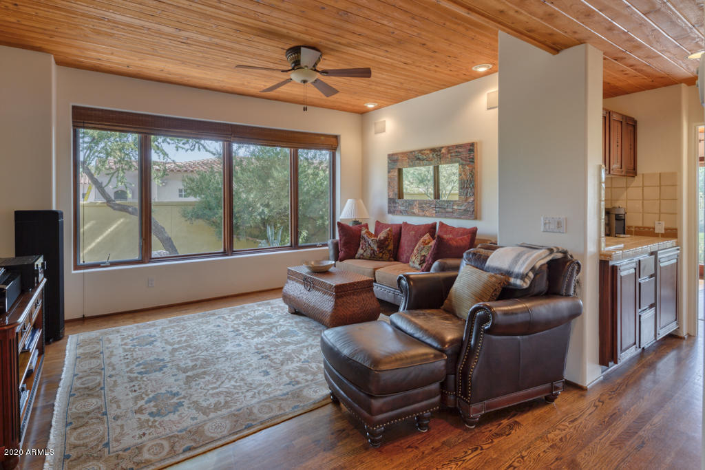 7529 North Invergordon Road Paradise Valley, AZ 85253 - Photo 31 of 37 7529 Invergordon