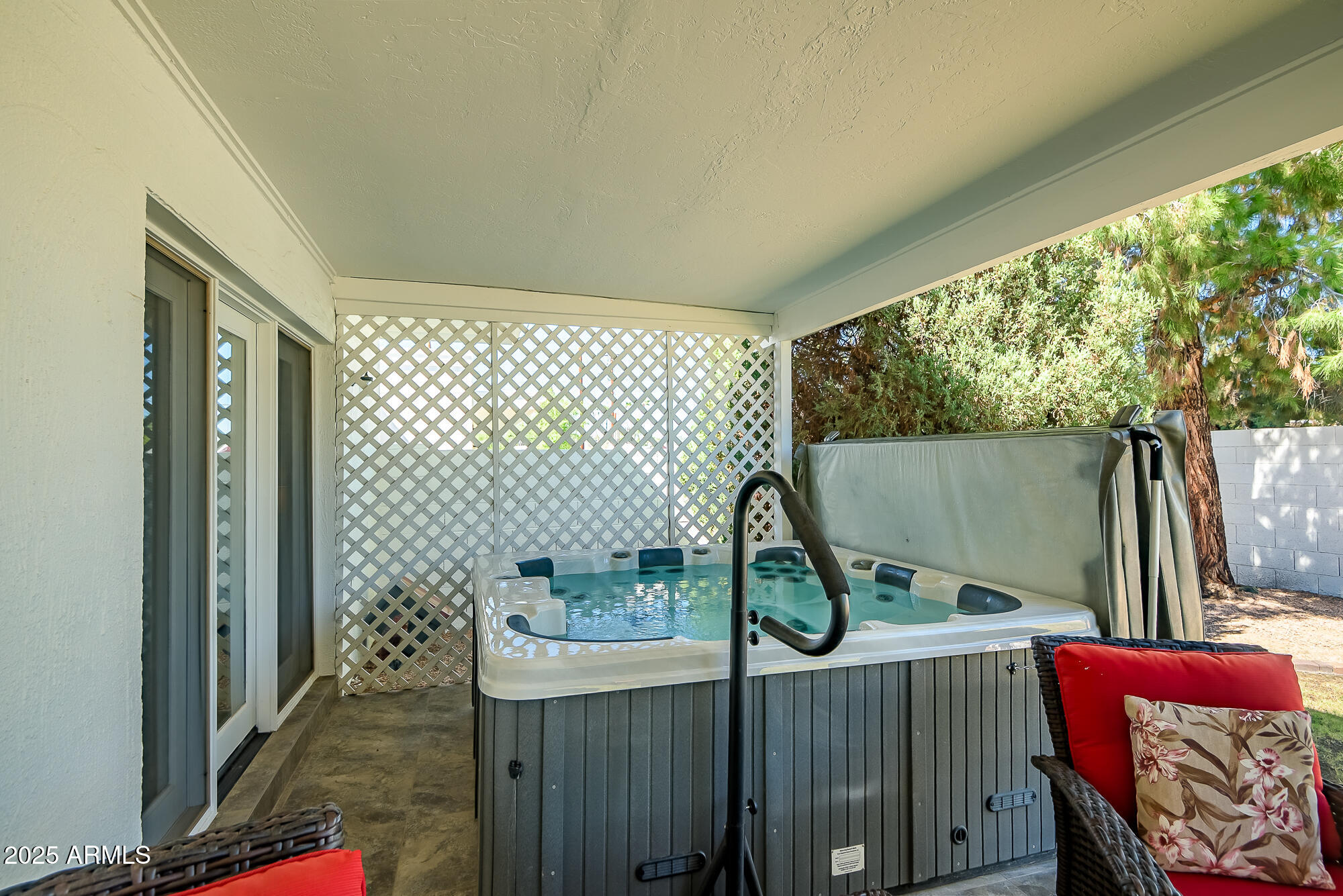 110 East Piping Rock Road Phoenix, AZ 85022 - Photo 28 of 37 a view of deck with furniture and garden