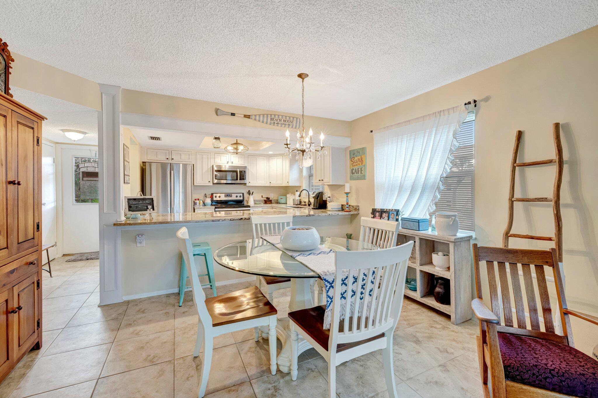 2950 Southeast Ocean Boulevard, Unit 1345 Stuart, FL 34996 - Photo 12 of 52 Dining Area 2