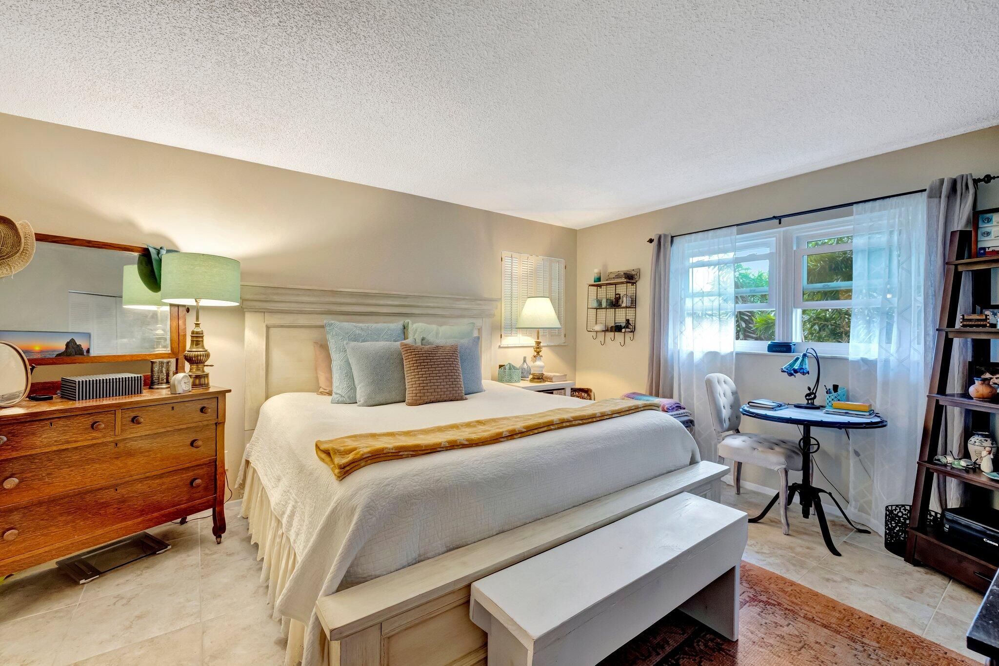 2950 Southeast Ocean Boulevard, Unit 1345 Stuart, FL 34996 - Photo 19 of 52 Primary Bedroom 1
