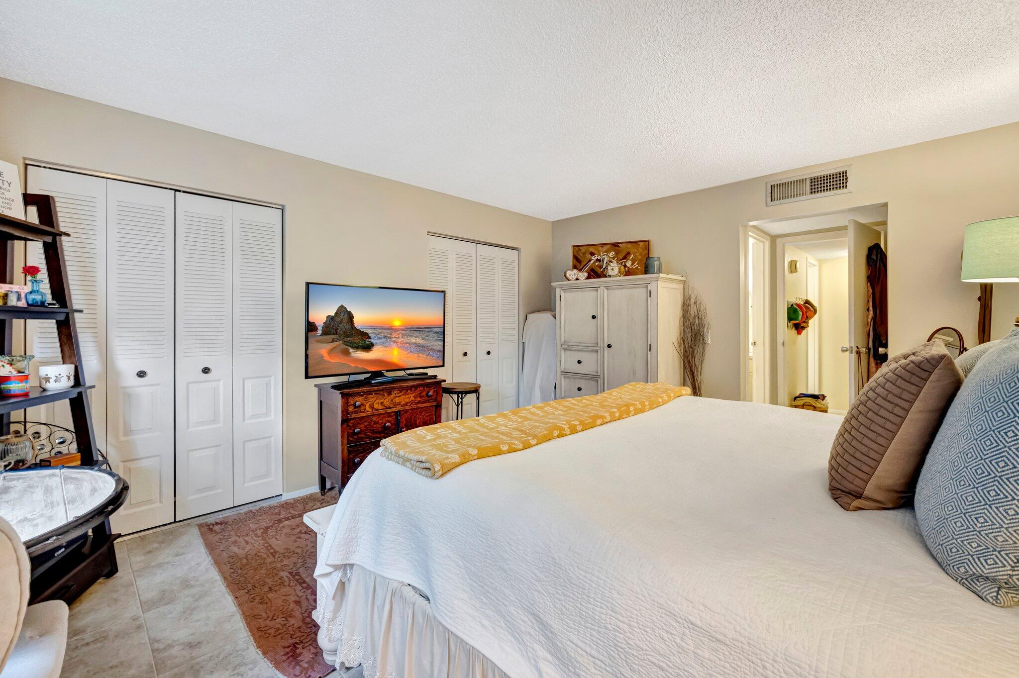 2950 Southeast Ocean Boulevard, Unit 1345 Stuart, FL 34996 - Photo 22 of 52 Primary Bedroom 4