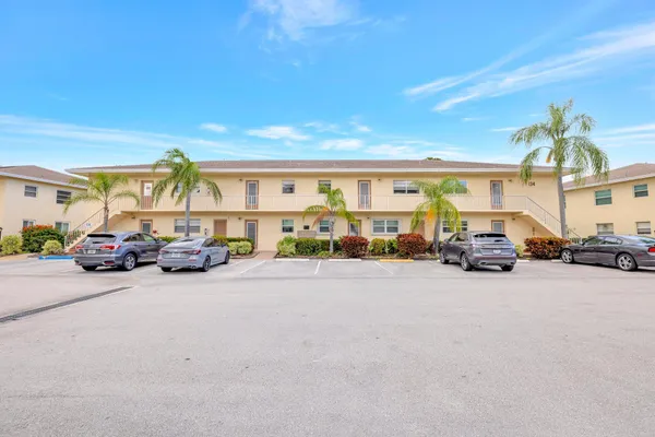 $207,900 | 2950 Southeast Ocean Boulevard, Unit 1345, Stuart, FL 34996