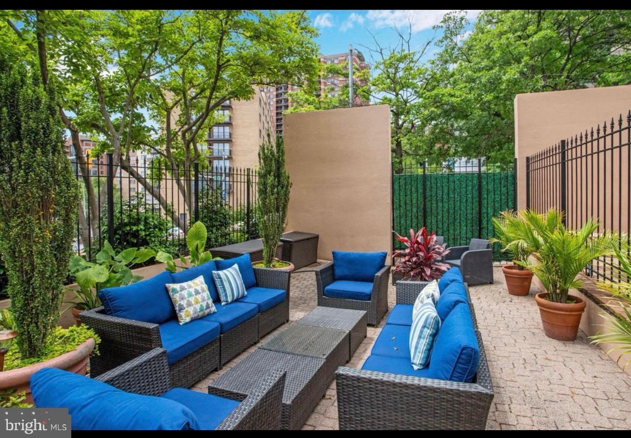 1301 North Courthouse Road, Unit 1009 Arlington, VA 22201 - Photo 11 of 11