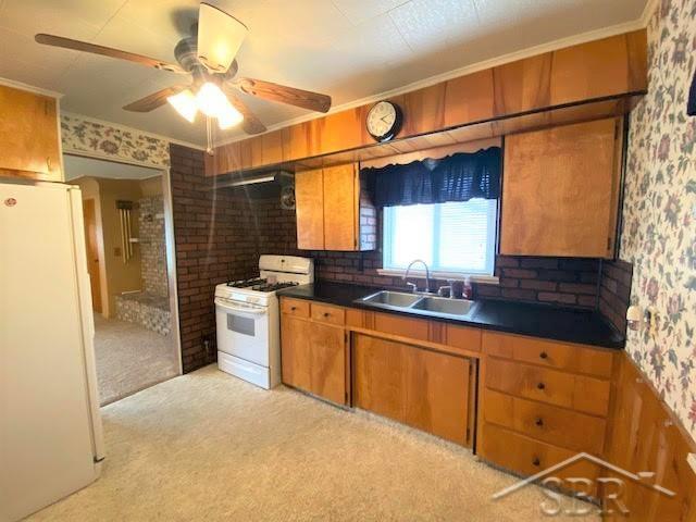589 Rustic Road Saginaw, MI 48604 - Photo 4 of 15 50062017-3.JPG