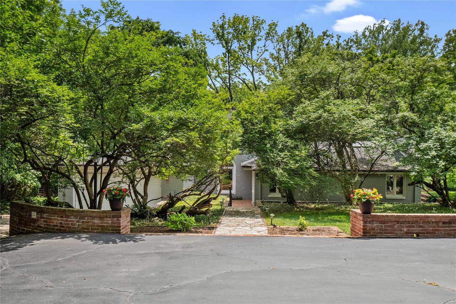 9564 Litzsinger Road Ladue, MO 63124 - Photo 44 of 49 Gallery Image 44