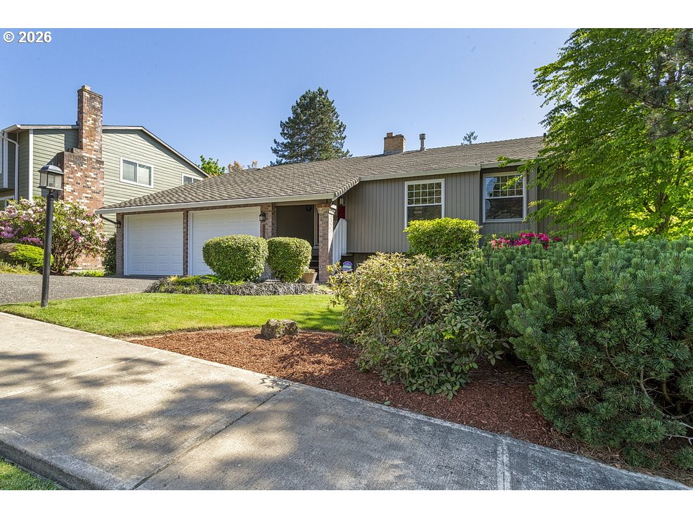 1962 Southwest 27th Drive Gresham, OR 97080 - Photo 1 of 46