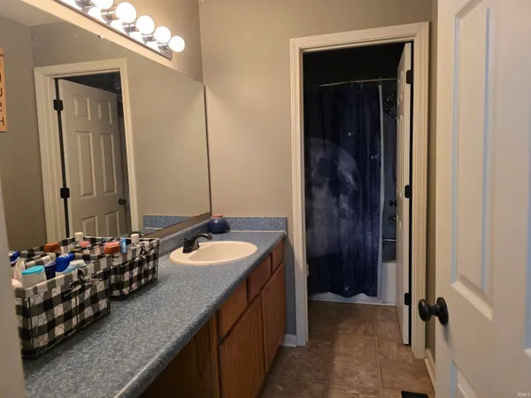$327,500 | 575 Mesa Drive, Russiaville, IN 46979