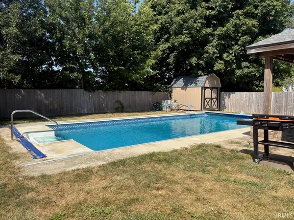 $327,500 | 575 Mesa Drive, Russiaville, IN 46979