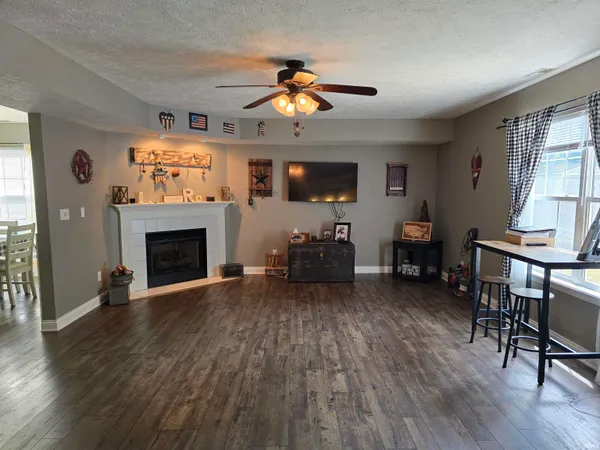 $327,500 | 575 Mesa Drive, Russiaville, IN 46979