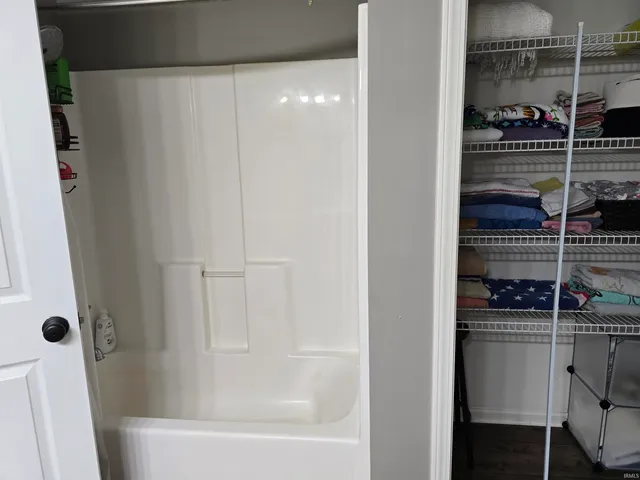 $334,900 | 575 Mesa Drive, Russiaville, IN 46979