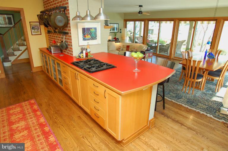 4933 East Chalk Point Road West River, MD 20778 - Photo 3 of 30 Kitchen