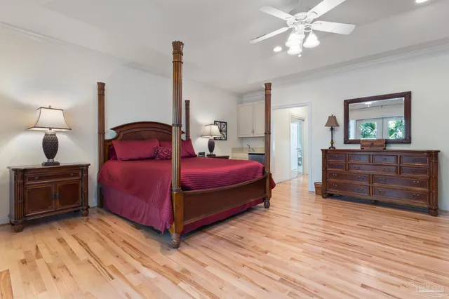 $2,695,000 | 5393 Soundside Drive, Gulf Breeze, FL 32563