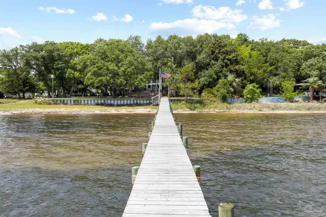 $2,695,000 | 5393 Soundside Drive, Gulf Breeze, FL 32563