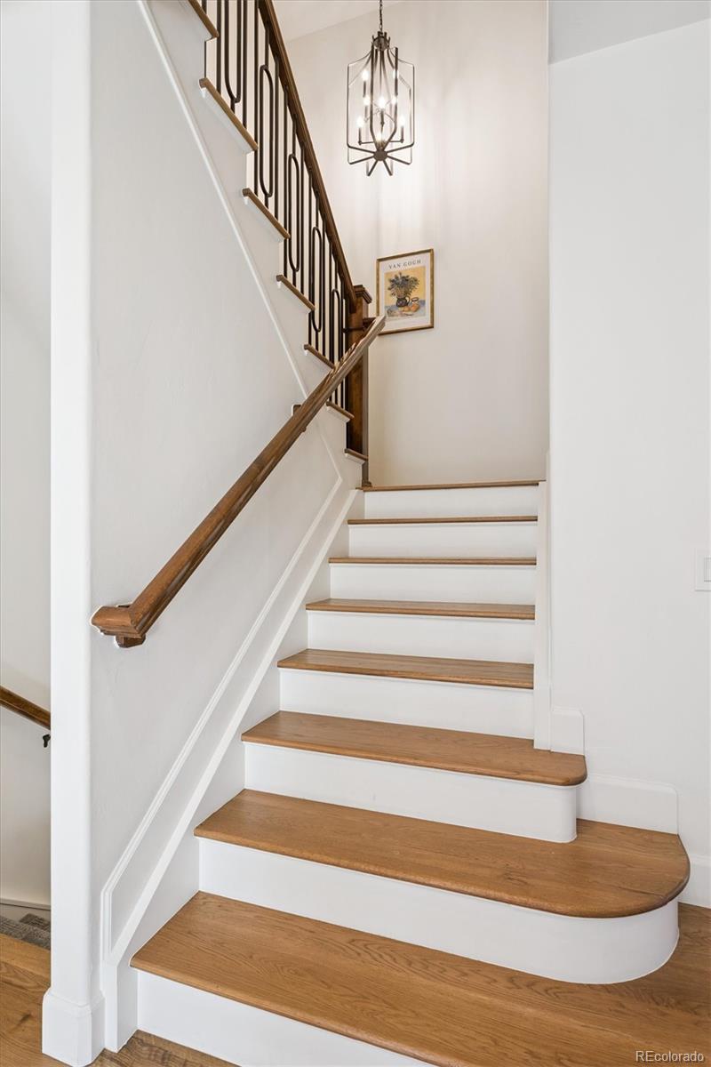 2415 South Madison Street Denver, CO 80210 - Photo 20 of 37 a view of entryway