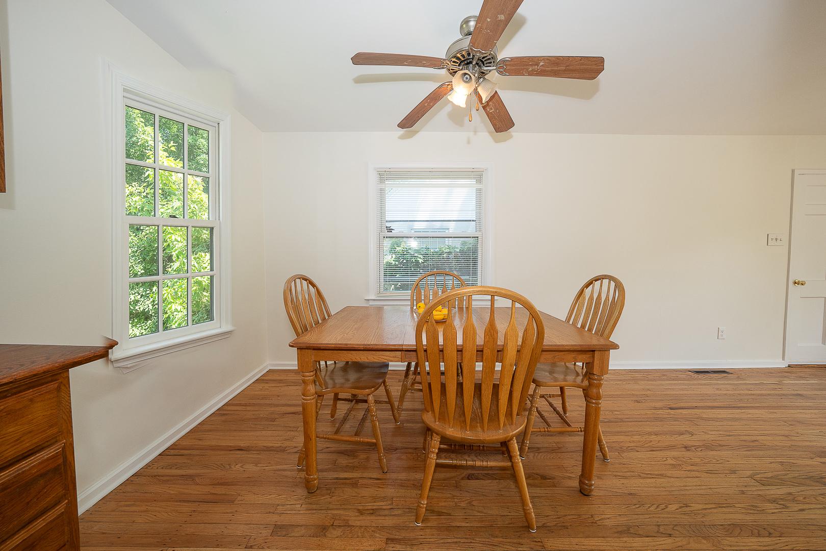 35 Eastwood Road Berwyn, PA 19312 - Photo 6 of 30