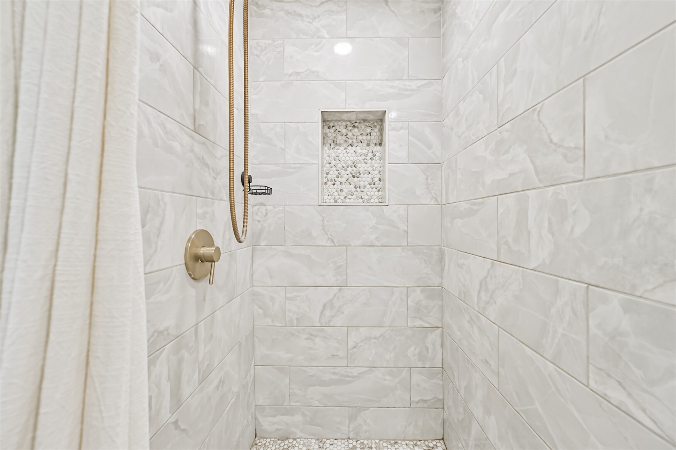 7445 Cobbs Oak Lane Rosharon, TX 77583 - Photo 24 of 39 large walk-in shower in the primary bathroom - recently updated.