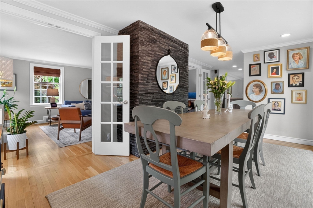 26 Hobart Road Wellesley, MA 02482 - Photo 6 of 34 Gallery Image 6