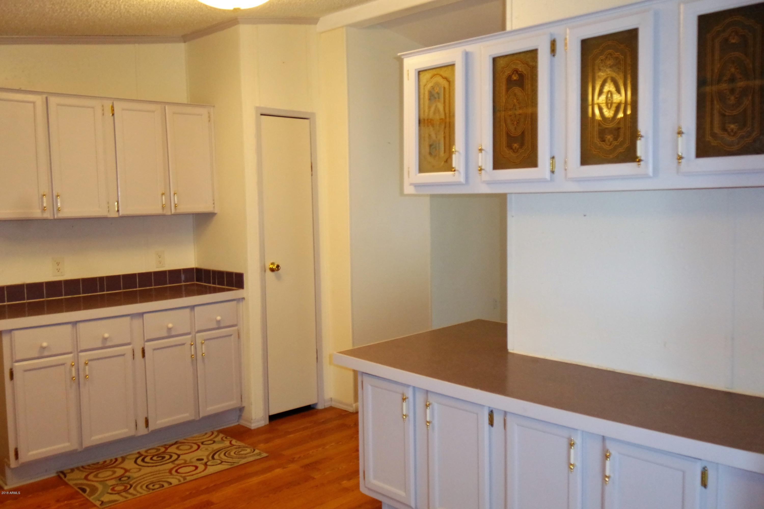 7092 Rocky Rim Road Show Low, AZ 85901 - Photo 10 of 50 Kitchen