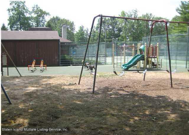 1830 Forest Hill Road Staten Island, NY 10314 - Photo 23 of 24 1073361_0588750 - Copy