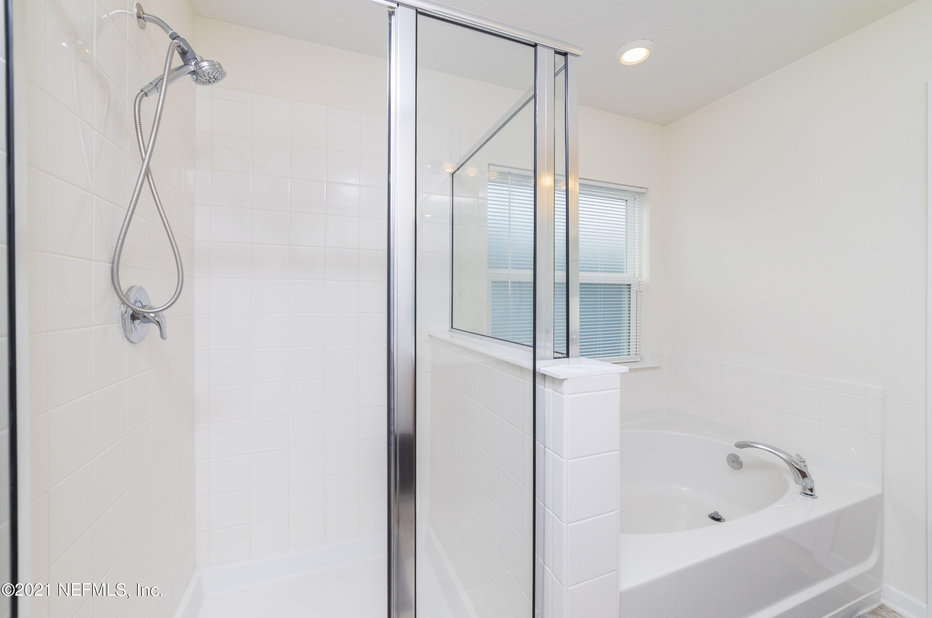 313 Bluejack Lane St. Augustine, FL 32095 - Photo 18 of 51 MBA shower