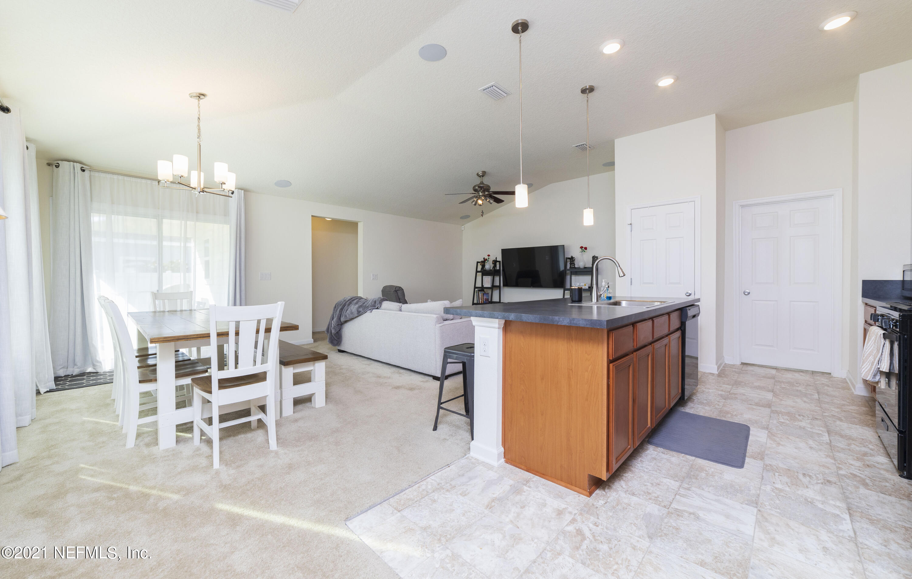 313 Bluejack Lane St. Augustine, FL 32095 - Photo 6 of 51 00_53