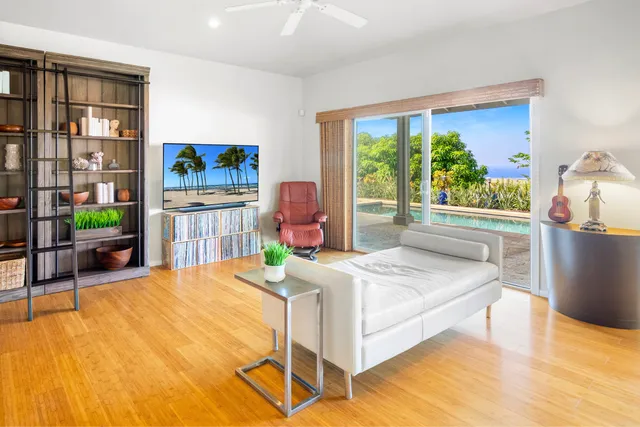 $1,410,000 | 73-4368 Kapuahi Street, Kailua-Kona, HI 96740