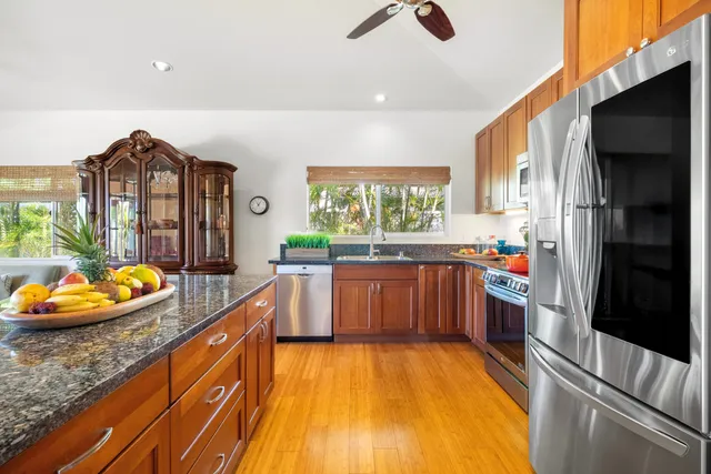 $1,410,000 | 73-4368 Kapuahi Street, Kailua-Kona, HI 96740