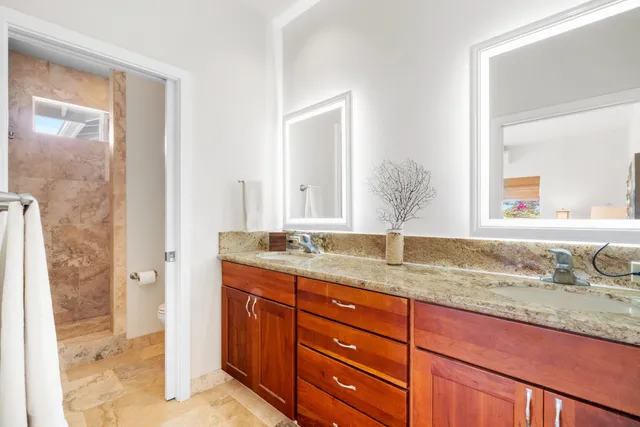 $1,410,000 | 73-4368 Kapuahi Street, Kailua-Kona, HI 96740