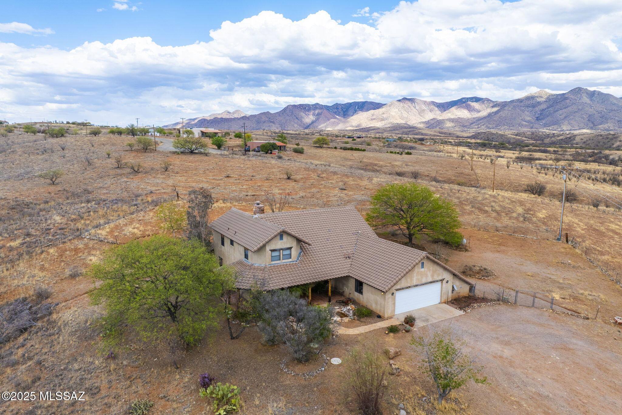 21 Ranchero Court Nogales, AZ 85621 - Photo 2 of 47