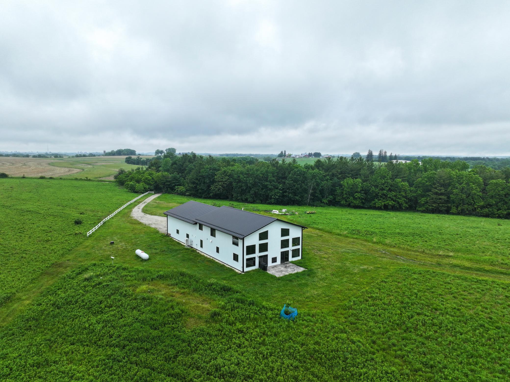 11719 Ridgeview Road Hokah, MN 55941 - Photo 3 of 90