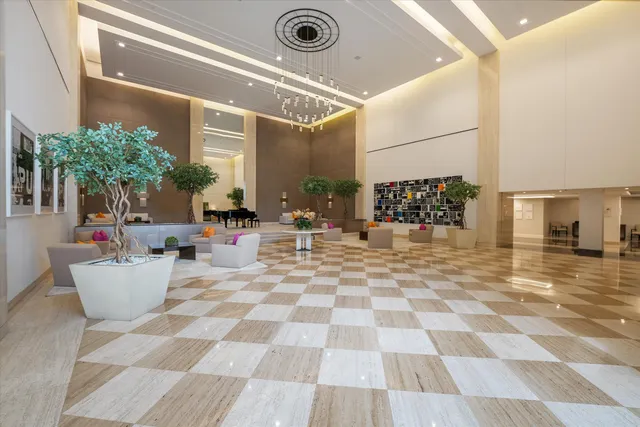 $1,575,000 | 525 South Flagler Drive, Unit 19B, West Palm Beach, FL 33401