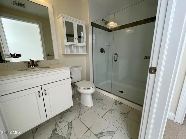 $3,151 | 233 Lake Avenue, Unit 201, Saratoga Springs, NY 12866