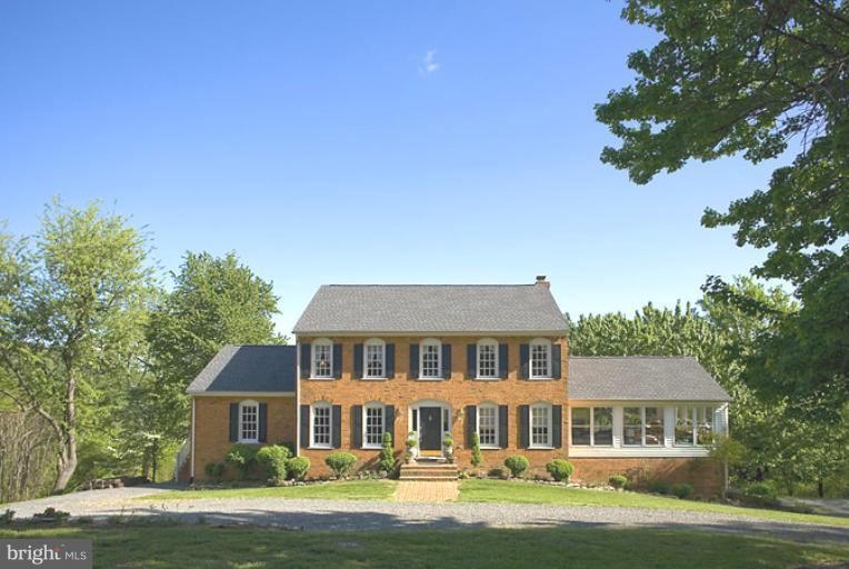 2774 Leeds Manor Road Markham, VA 22643 - Photo 1 of 6 Exterior (Main)