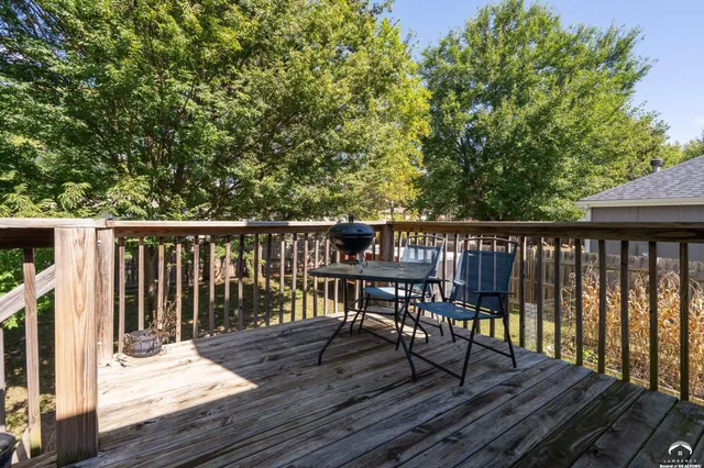 $309,000 | 120 Hillside Drive, Baldwin City, KS 66006