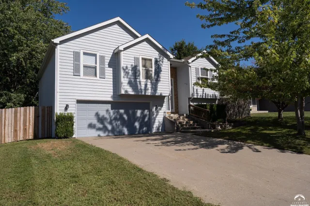$309,000 | 120 Hillside Drive, Baldwin City, KS 66006