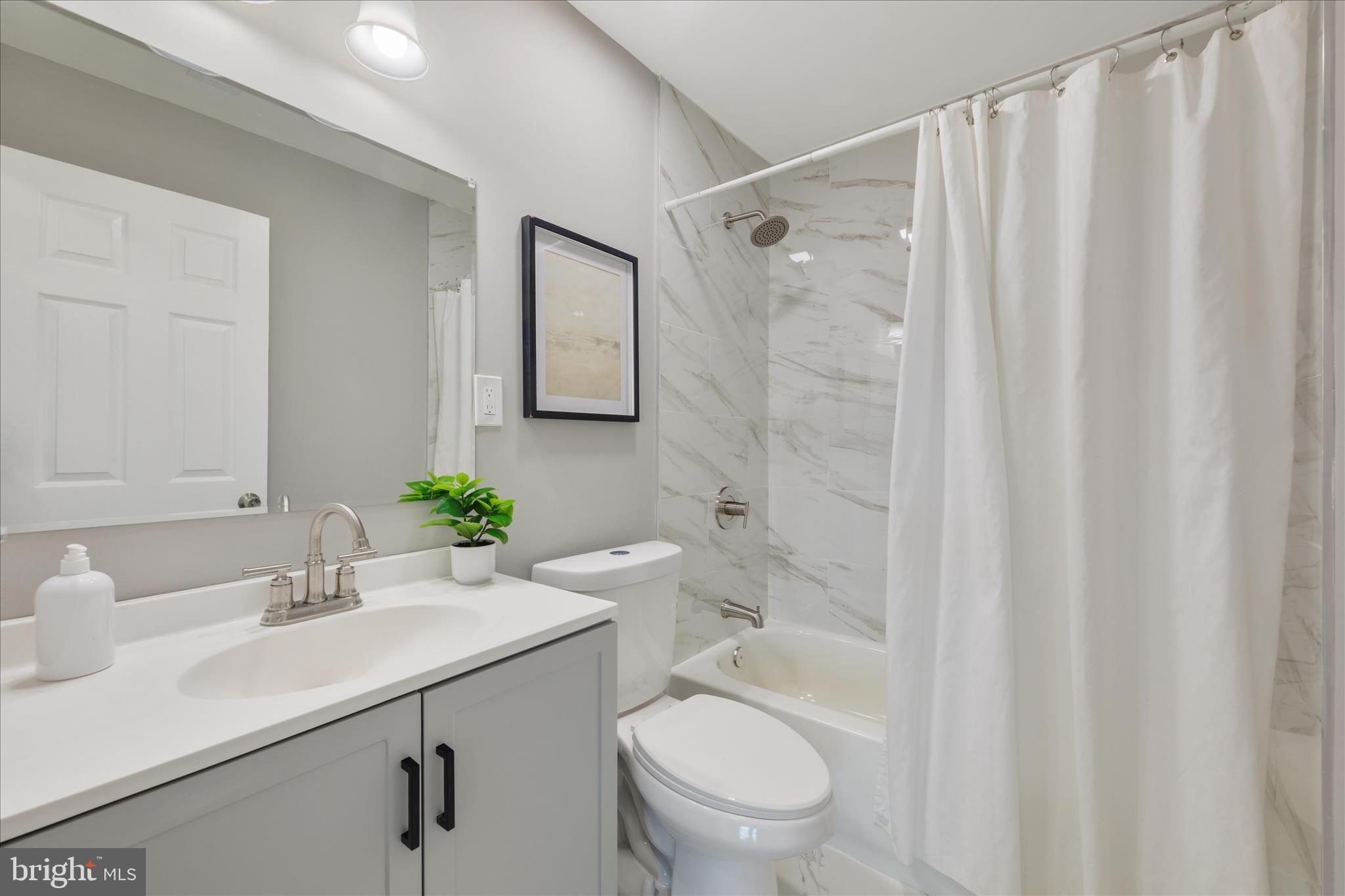 1258 Cape St Claire Road Annapolis, MD 21409 - Photo 19 of 30
