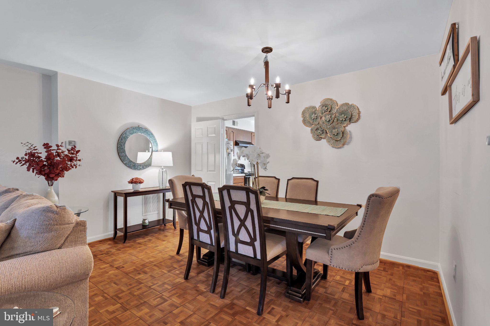 9009 Sweet Birch Court Springfield, VA 22152 - Photo 6 of 34 Elegant dining space with charm.
