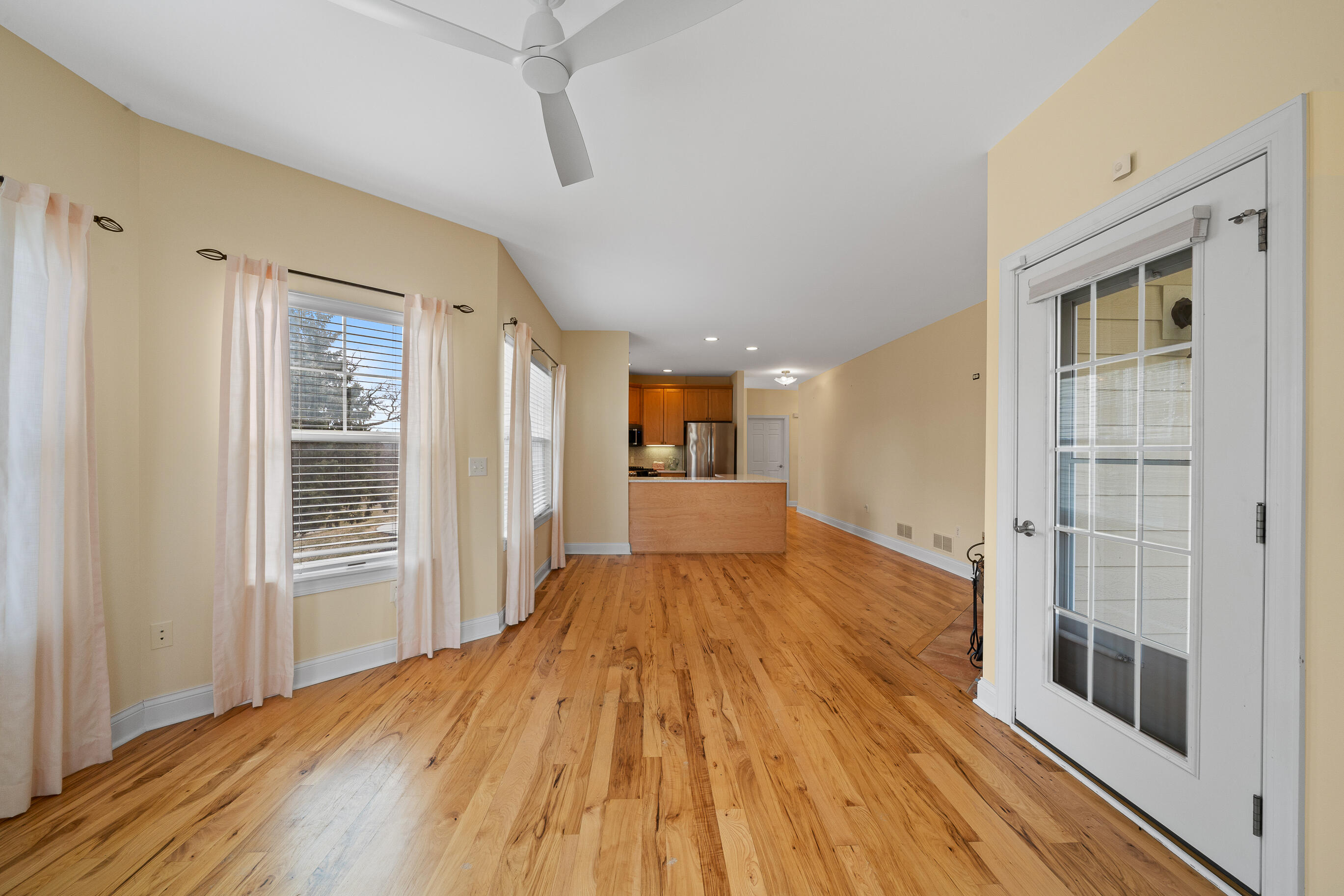 1018 Terrace Court, Unit 435M Geneva, WI 53147 - Photo 15 of 106 1018 Terrace Dr-44