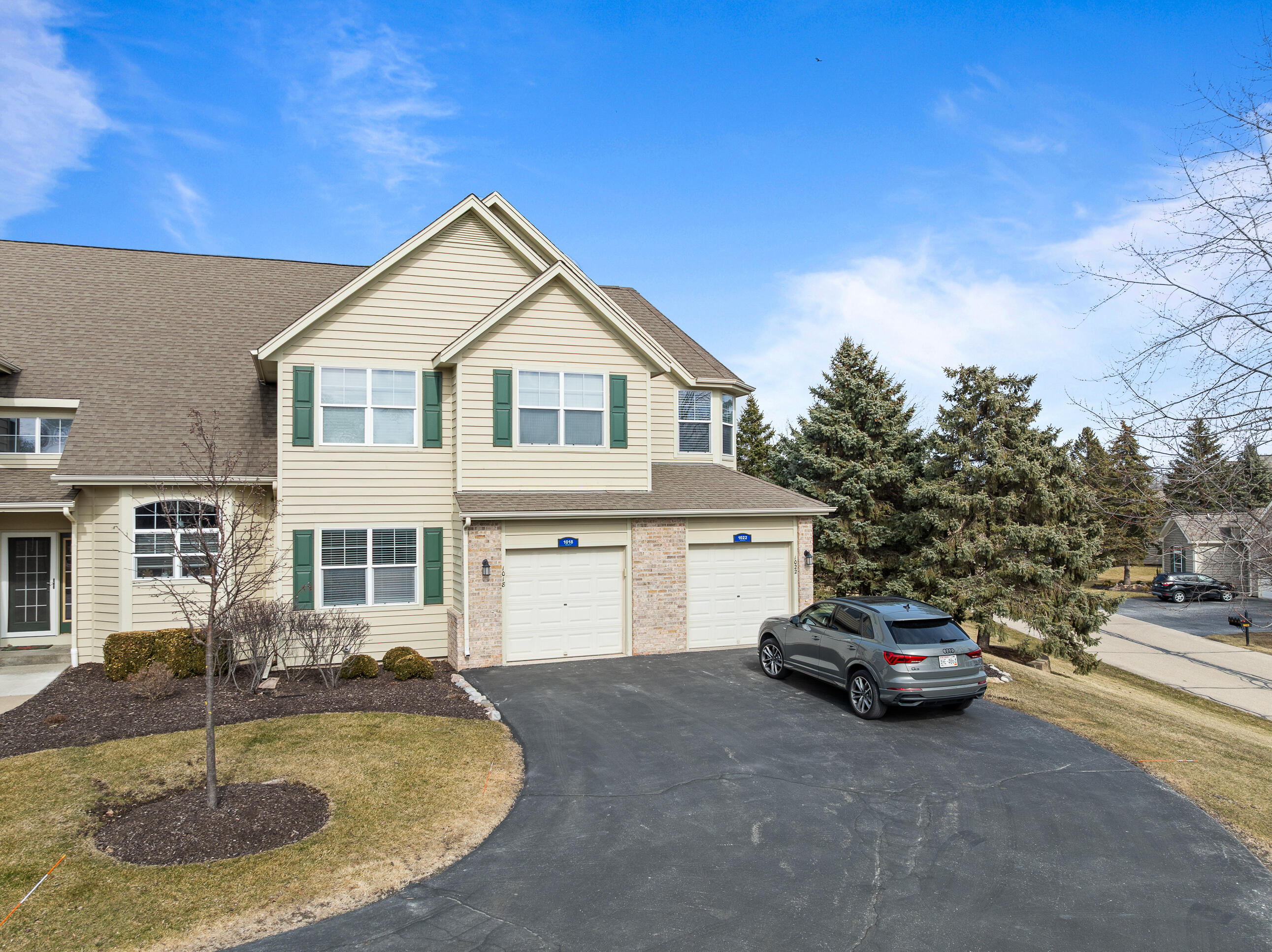 1018 Terrace Court, Unit 435M Geneva, WI 53147 - Photo 5 of 106 1018 Terrace Dr-1