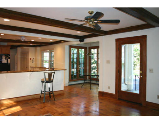 379 Commonwealth Road Wayland, MA 01778 - Photo 5 of 19 Gallery Image 5