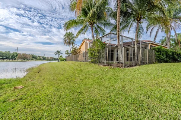 $7,200 | 2893 Oakbrook Drive, Weston, FL 33332