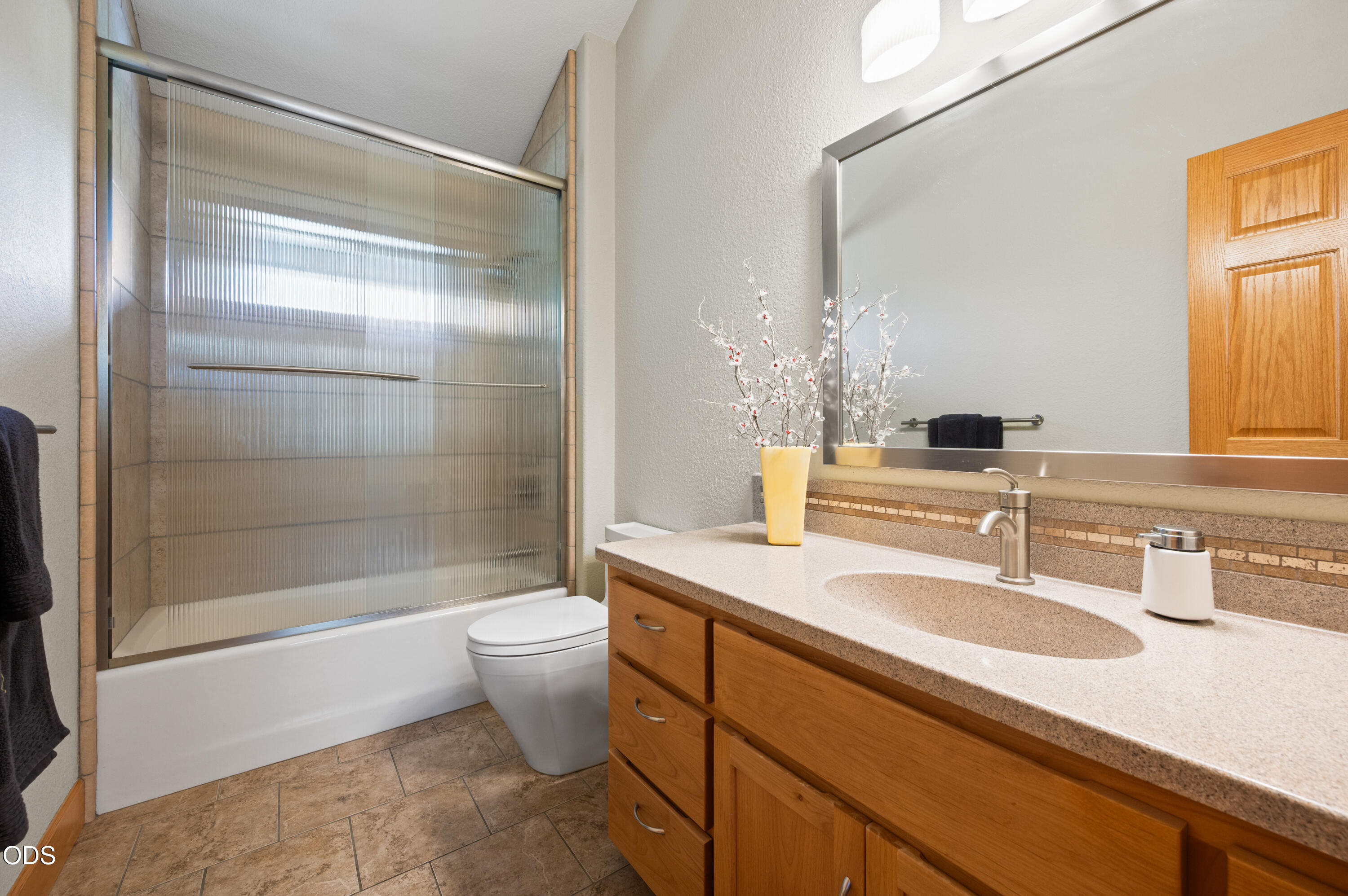 4211 Northwest Lower Village Road Bend, OR 97703 - Photo 47 of 58