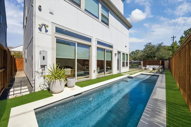 $5,800 | 6609 Basal Woods Way, Houston, TX 77055