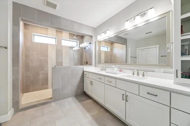 $5,800 | 6609 Basal Woods Way, Houston, TX 77055